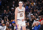 背靠背战开拓者！湖人一共只有10人可出战还包括3个双向合同球员